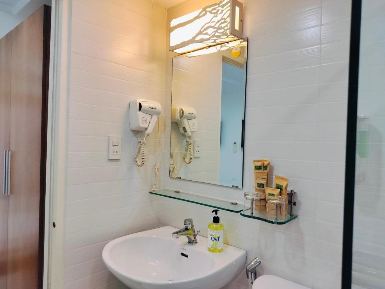 Adventure Hotel TP. Hồ Chí Minh Ngoại thất bức ảnh